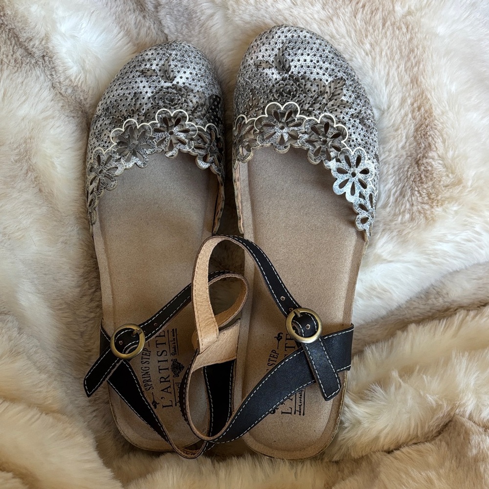 L’Artiste Spring Step Sandals